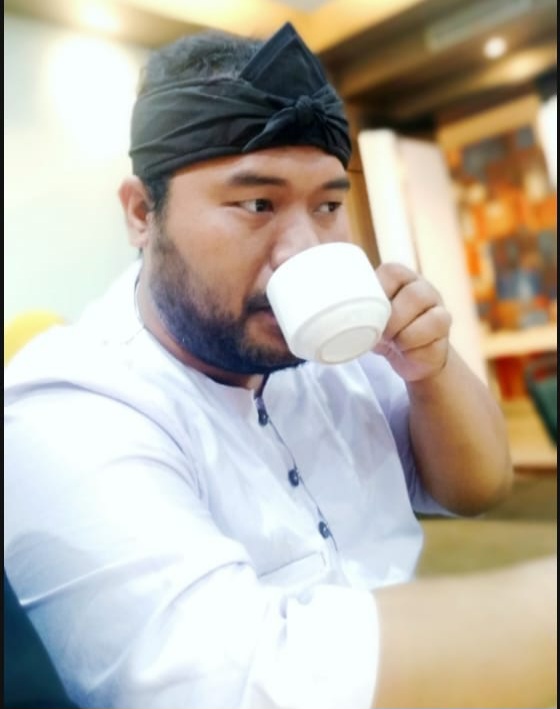 RAPERDA LITERASI KARAWANG TIDAK JELAS: PENGGIAT LITERASI PRIHATIN