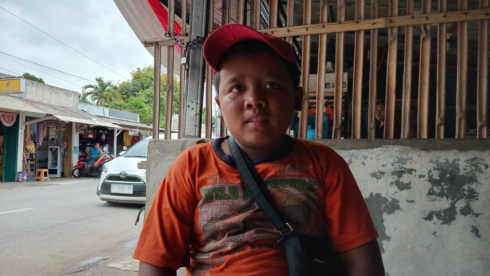 Kisah Muhammad Fadil, Bocah Kosambi Karawang Timur, yang Rela Mengais Uang di Jalan Demi Sebuah Sepeda Untuk Ke Sekolah