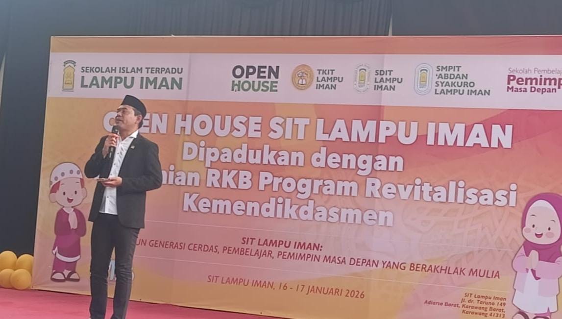 “Kang HES Resmikan RKB SIT Lampu Iman Karawang: Ikhtiar Hubbul Wathan, Mencerdaskan Bangsa dan Memuliakan Generasi Pemimpin Di Masa Depan”